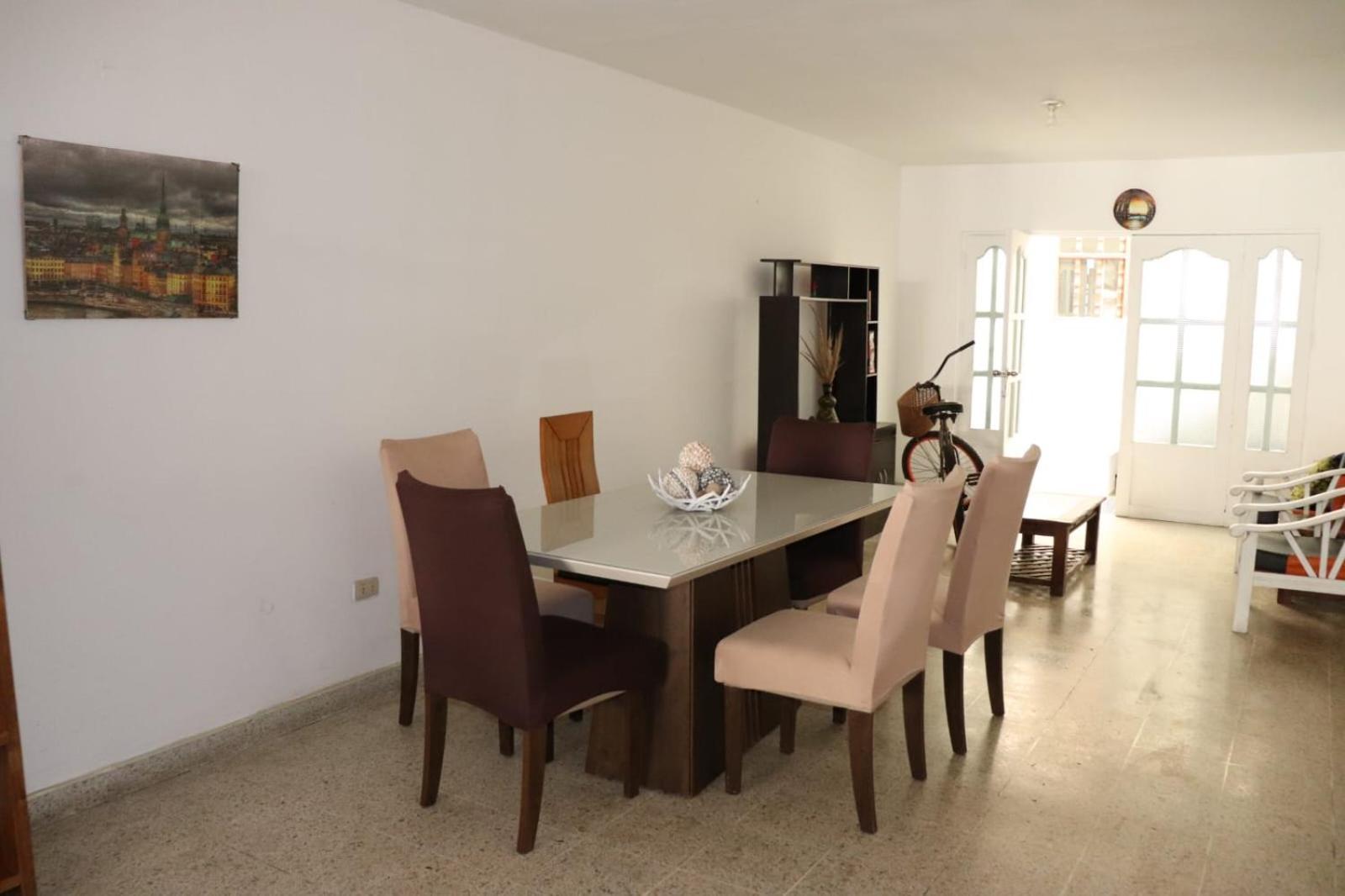 Yellow House Huanchaco Exterior photo