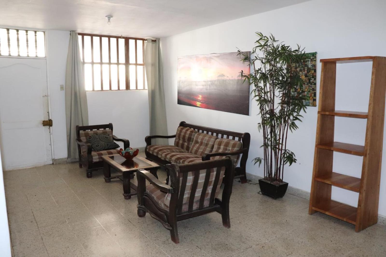 Yellow House Huanchaco Exterior photo